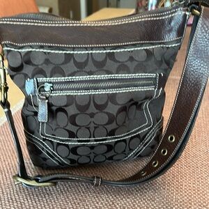 Loved brown coach bag.